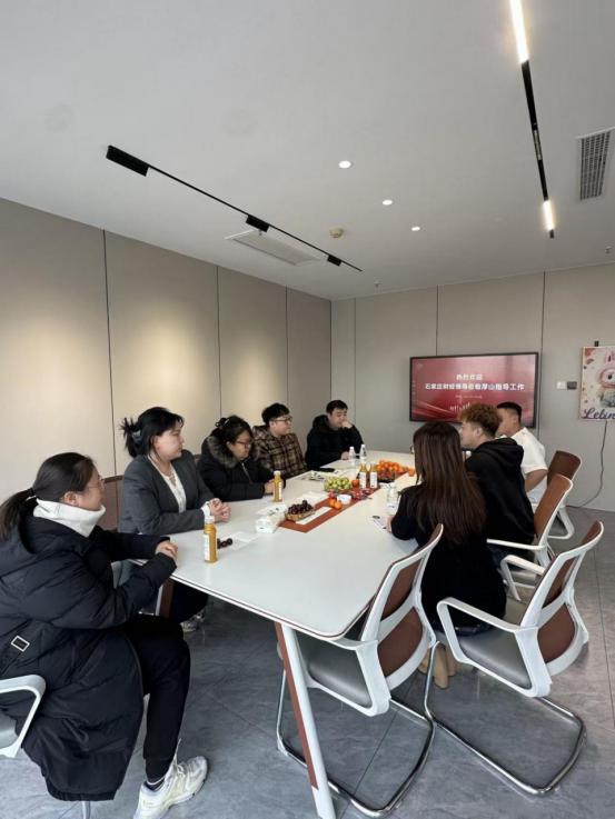 对接产业需求 赋能人才培养升级  ——beat365官网教师赴石家庄厚山文化传播有限公司开展专项调研